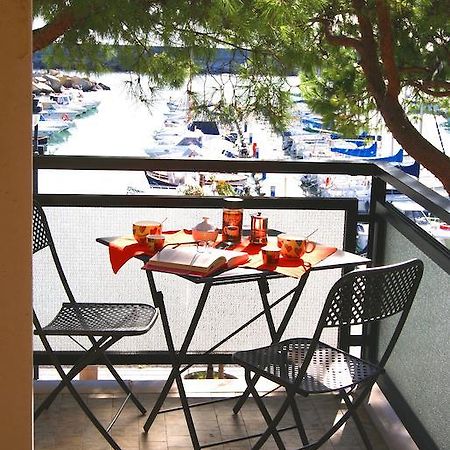 圣巴特罗摩艾美尔La Terrazza Tra Pini E Mare公寓 客房 照片