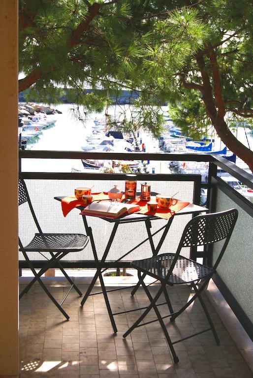 圣巴特罗摩艾美尔La Terrazza Tra Pini E Mare公寓 客房 照片